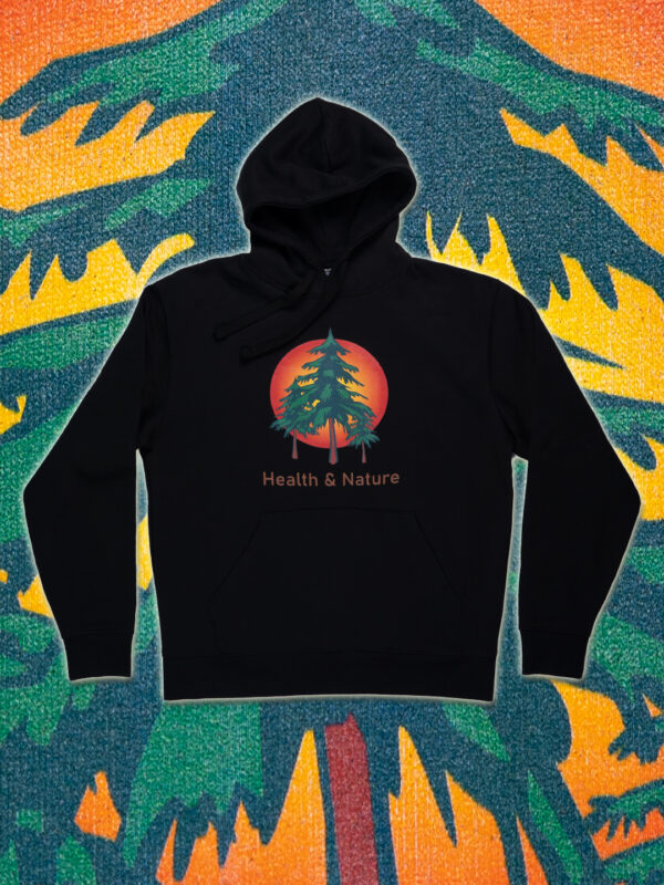 czarne hoodie drzewo