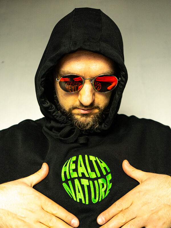 czarne hoodie kula hnn