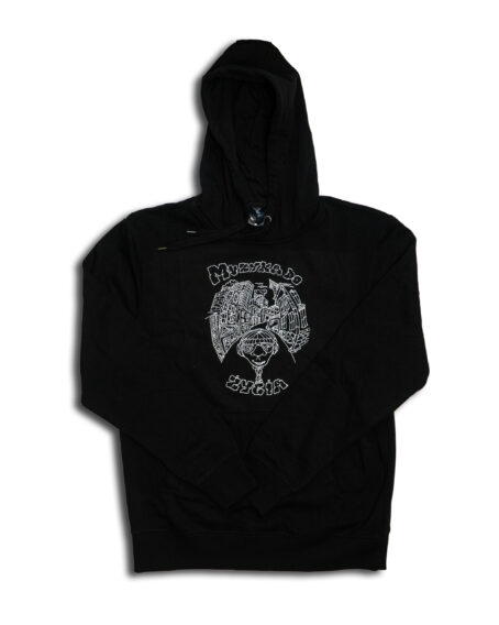 zdjęcie produktowe bluzy hoodie Muzyka Do Życia firmy health nature hnn pikers sklep mfc młody bóg