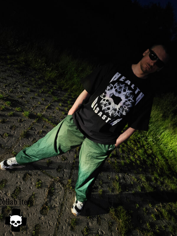 czarny tshirt oversize hnn x svd ALIEN